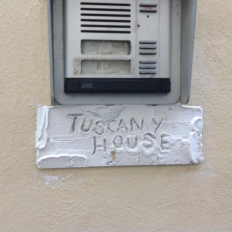 Tuscany House Centro Citta Apartment Pisa Exterior photo